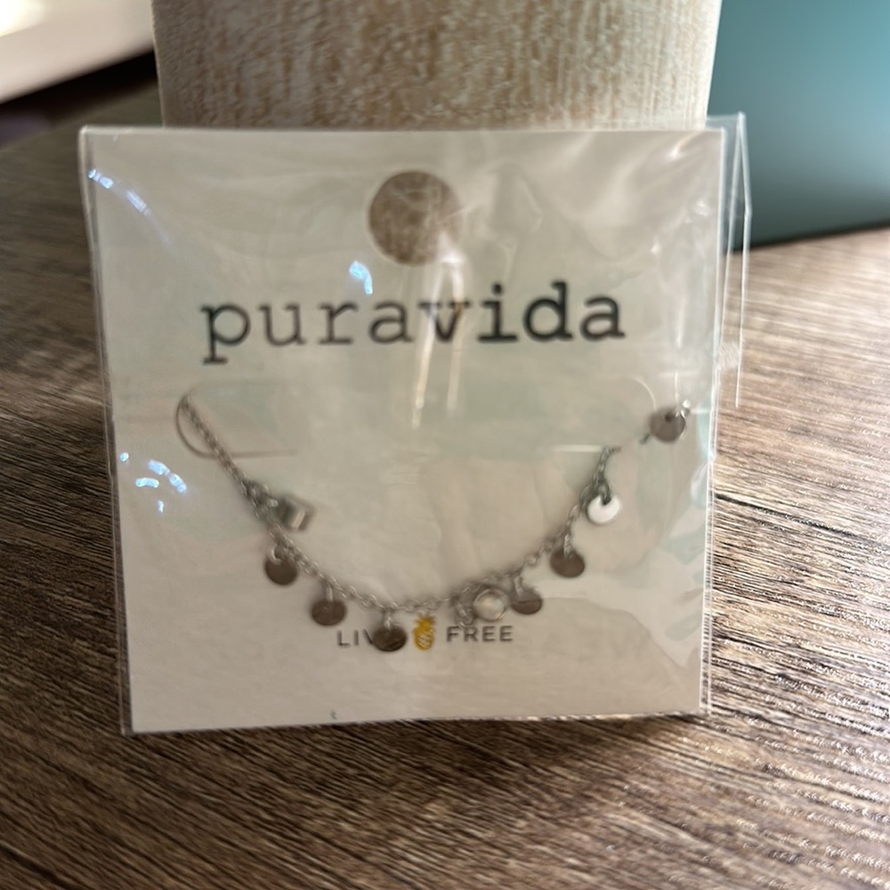 SOLD!!!Brand new Pura Vida silver coin and opal choker necklace